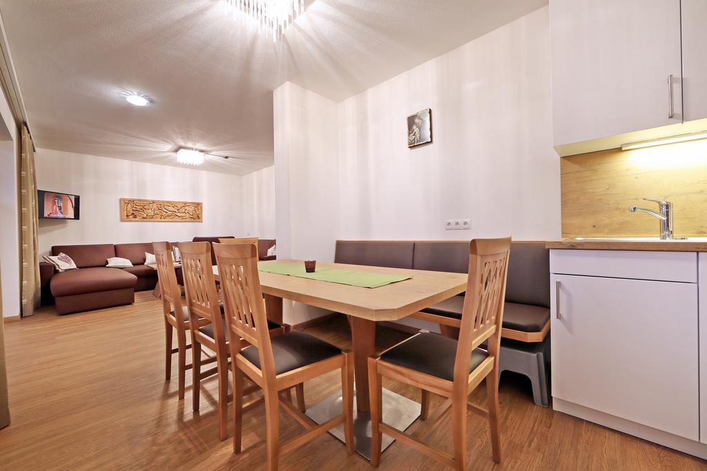 Landhaus & Apartment Taxach リート・イム・ツィラータール エクステリア 写真