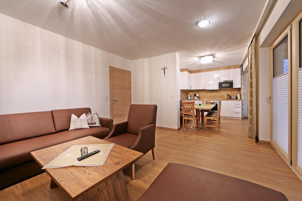 Landhaus & Apartment Taxach リート・イム・ツィラータール エクステリア 写真